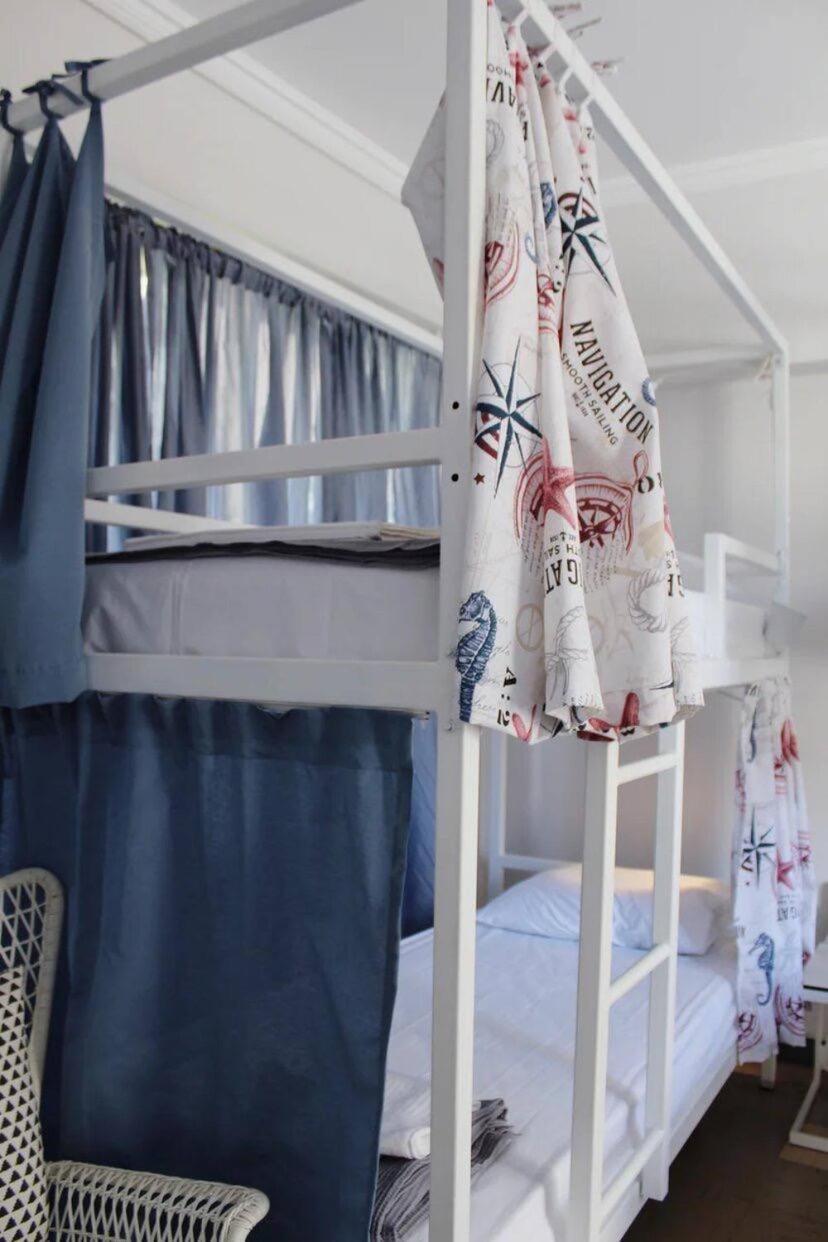 Let Me Take My Bunk Bed Hostel Атина Екстериор снимка
